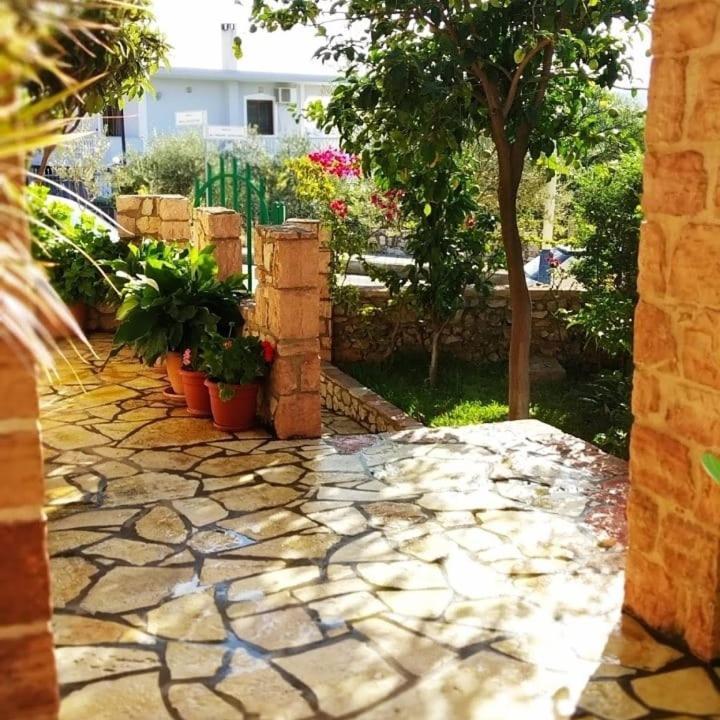 Altin Skrapari Guesthouse คซามิล ภายนอก รูปภาพ
